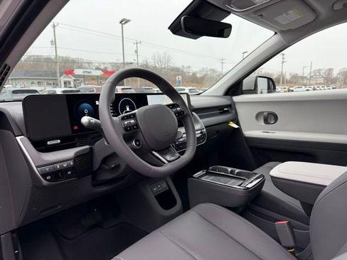 Used 2025 Hyundai Ioniq 5 SEL image 12