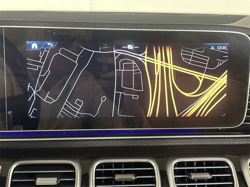 Used 2024 Mercedes-Benz GLE 350 4MATIC image 31