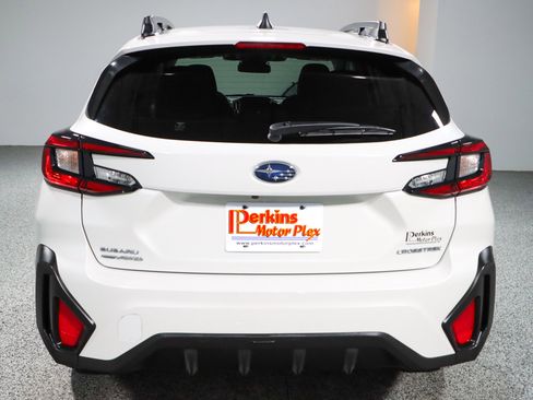 Used 2024 Subaru Crosstrek 2.0i Premium image 8