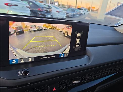 Used 2023 Honda Accord Touring image 6