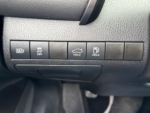 Used 2023 Toyota Camry SE image 30