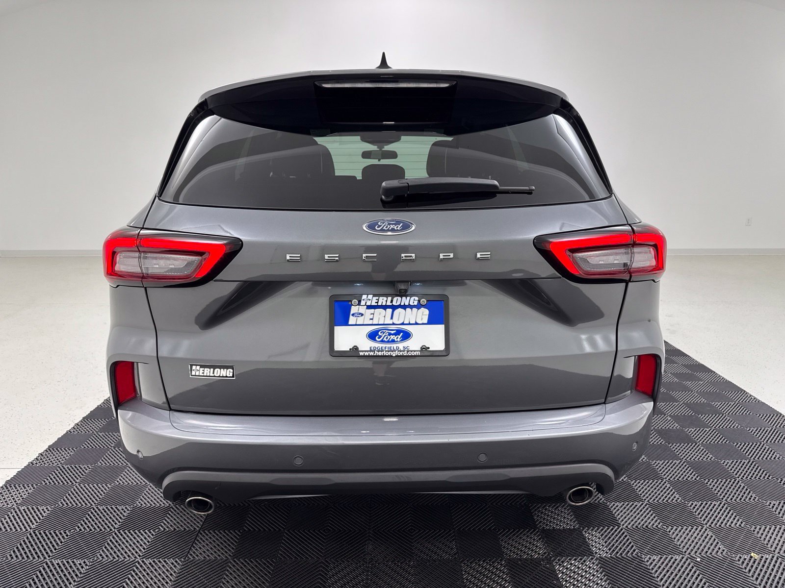 Used 2024 Ford Escape ST-Line w/ Tech Pack #1 FWD image 10