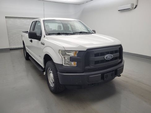 Used 2015 Ford F150 XL w/ Equipment Group 101A Mid AWD/4WD image 13