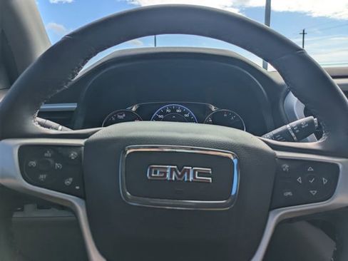 Used 2023 GMC Acadia SLT w/ Technology Package image 33