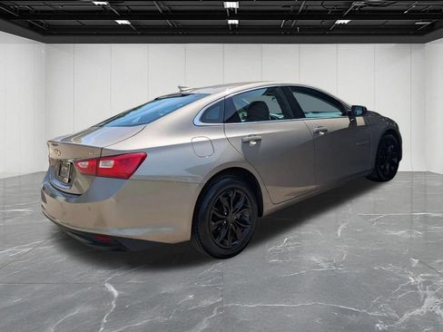 Used 2023 Chevrolet Malibu LT w/ Driver Confidence Package FWD image 6