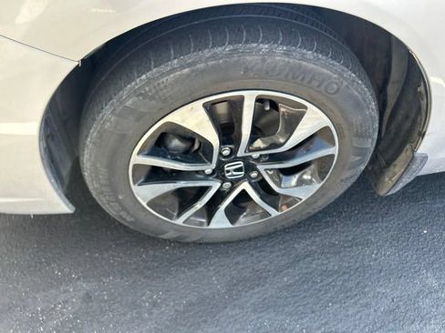 Used 2015 Honda Civic EX image 4