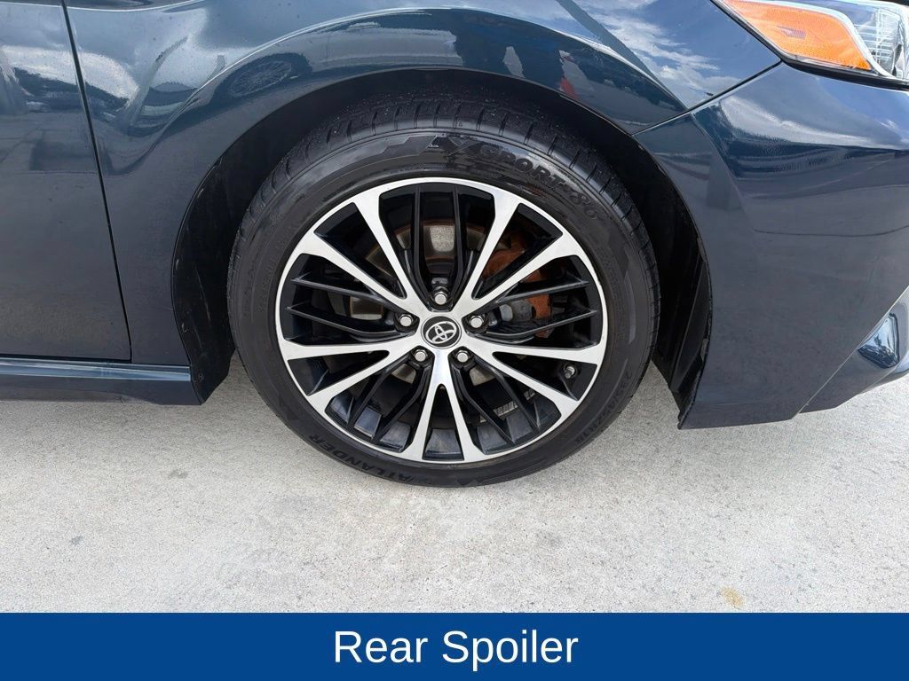 Used 2019 Toyota Camry SE w/ Carpet Mat Package FWD image 12