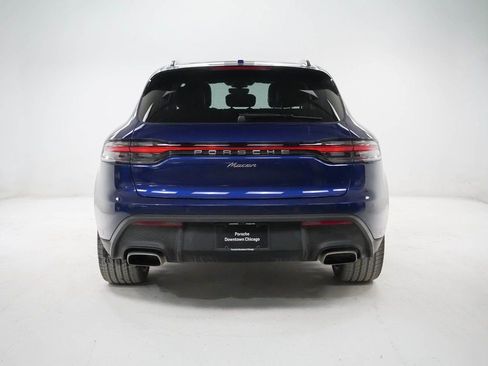 Certified 2025 Porsche Macan image 11