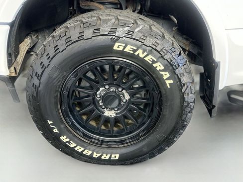 Used 2019 Ford F150 XLT w/ Equipment Group 302A Luxury image 31