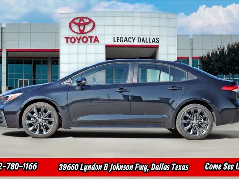 Used 2025 Toyota Corolla SE FWD image 5