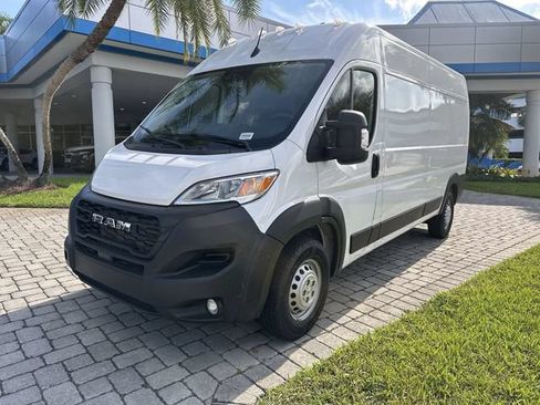 Used 2024 RAM ProMaster 2500 w/ Convenience Group FWD image 21