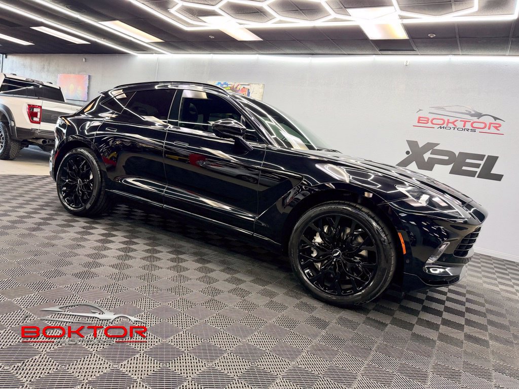 Used 2021 Aston Martin DBX AWD/4WD image 1
