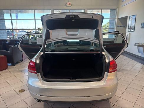 Used 2013 Volkswagen Passat 2.5 SEL Premium FWD image 11