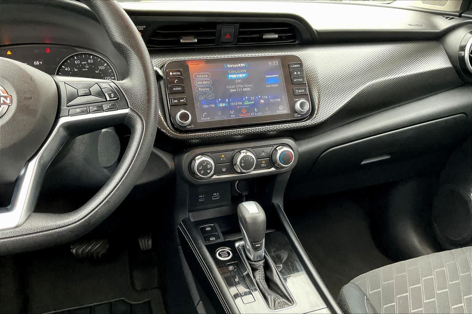 Used 2024 Nissan Kicks SV FWD image 7