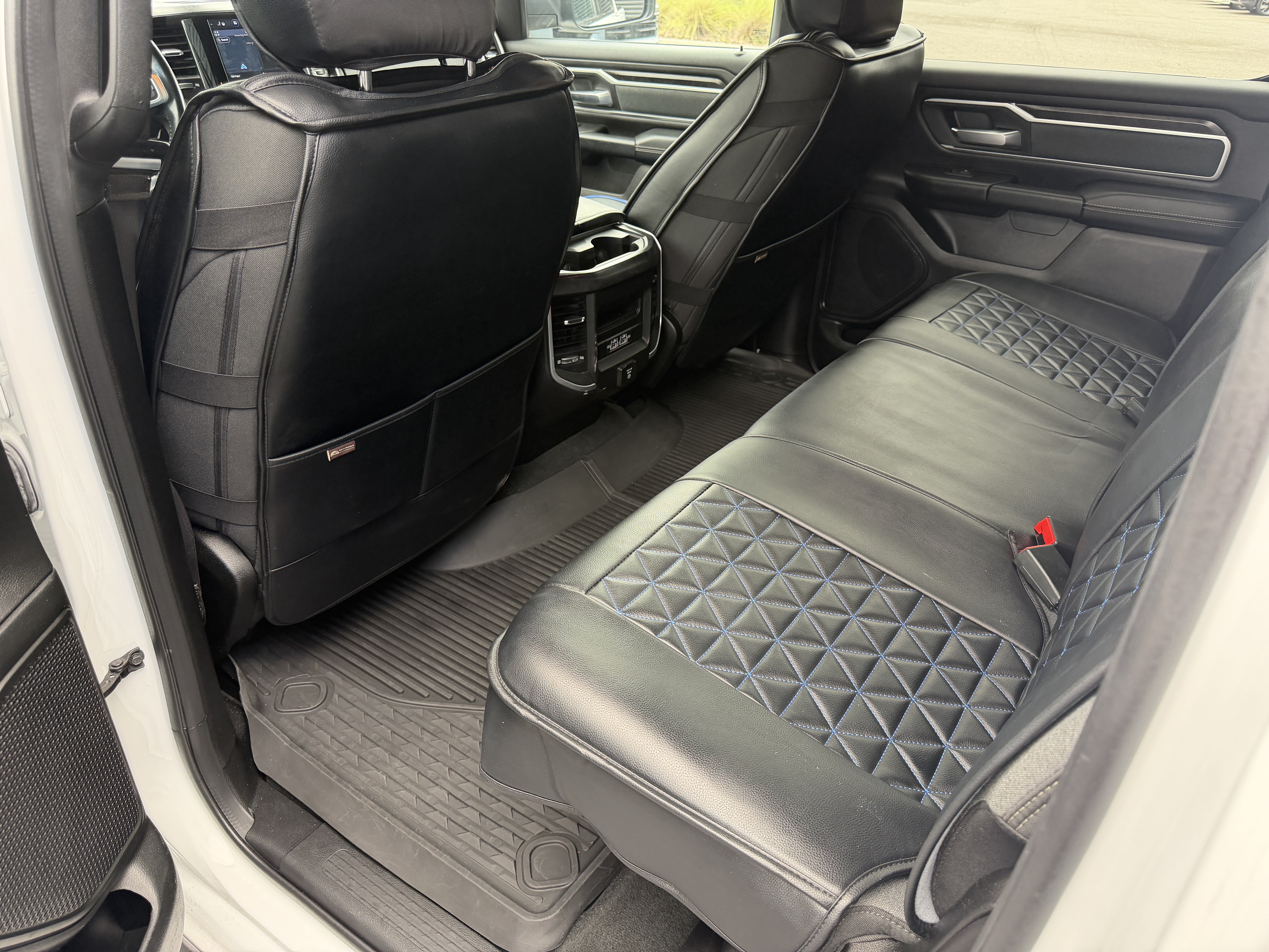 Used 2022 RAM 1500 Big Horn AWD/4WD image 15
