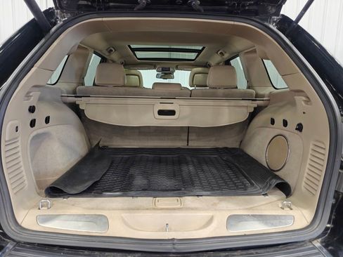 Used 2014 Jeep Grand Cherokee Overland AWD/4WD image 31
