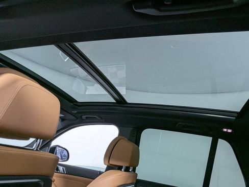 New 2026 BMW X5 xDrive40i w/ M Sport Package AWD/4WD image 9