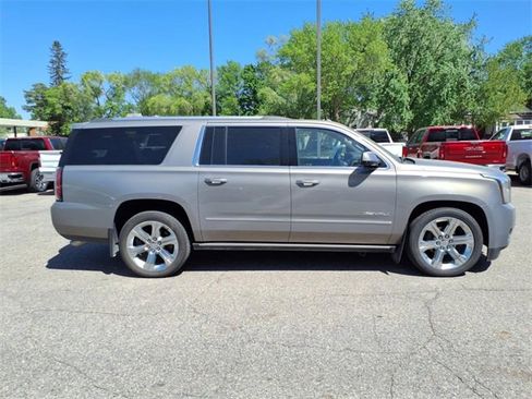 Used 2019 GMC Yukon XL Denali w/ Denali Ultimate Package image 2