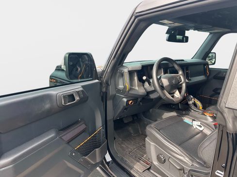 Used 2024 Ford Bronco Badlands AWD/4WD image 11