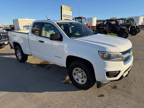 Used 2017 Chevrolet Colorado W/T w/ WT Convenience Package image 5