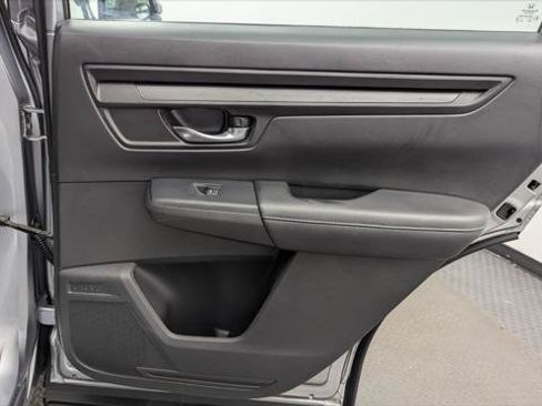 Used 2024 Honda CR-V LX image 19