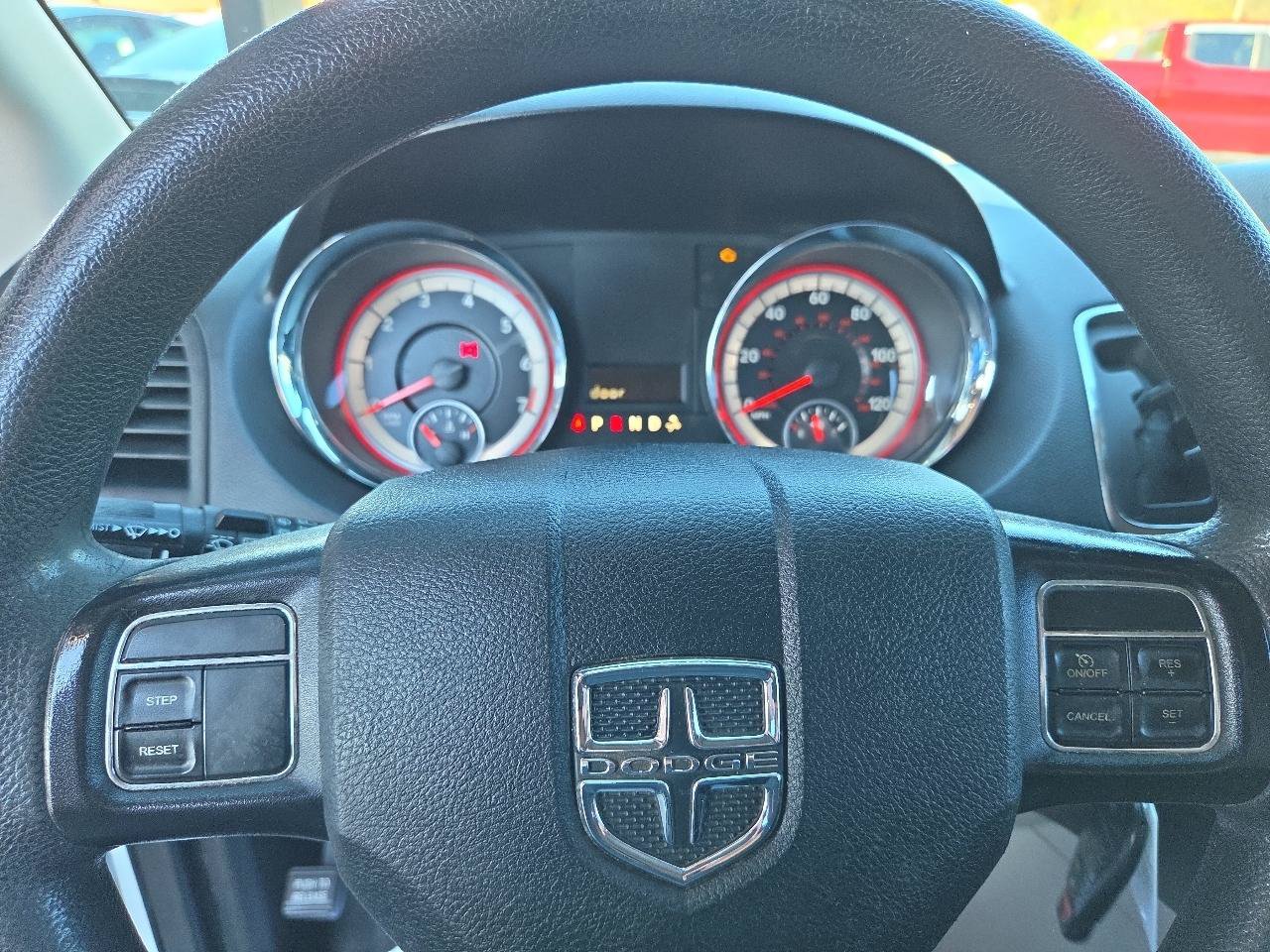 Used 2015 Dodge Grand Caravan American Value Package FWD image 15