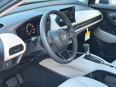 New 2026 Honda HR-V LX image 12