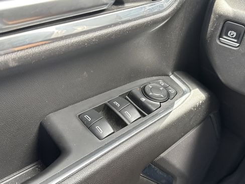 Used 2024 Chevrolet Silverado 1500 LT RWD image 21