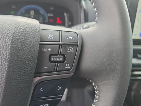 Certified 2025 Toyota Camry SE image 17