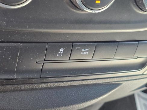 Used 2019 RAM 1500 Classic SLT RWD image 20