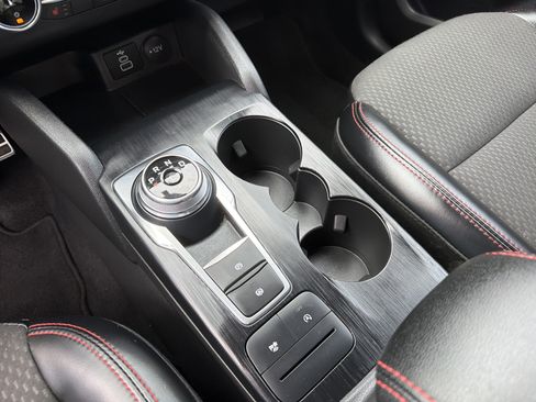 Used 2024 Ford Escape ST-Line AWD/4WD image 18