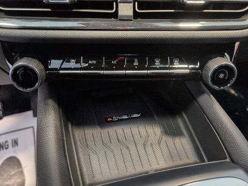 New 2026 Chevrolet Equinox EV RS image 24