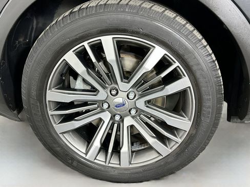 Used 2017 Ford Explorer Platinum AWD/4WD image 35
