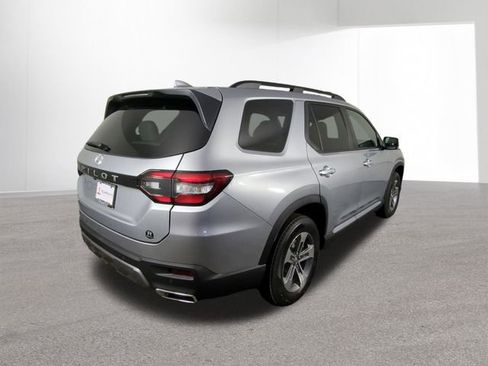 New 2026 Honda Pilot EX-L image 12