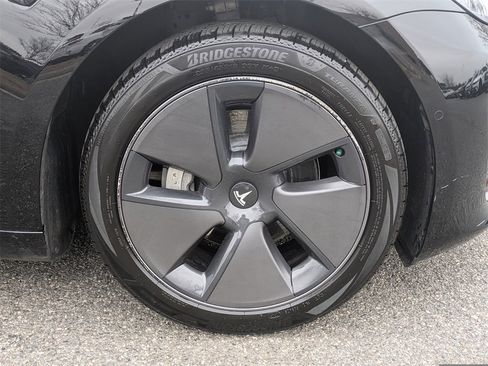 Used 2021 Tesla Model 3 Standard Range Plus image 10