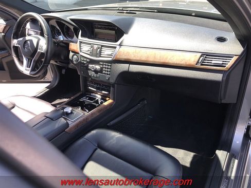 Used 2013 Mercedes-Benz E 350 Sedan image 24