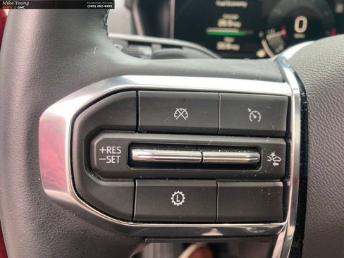 Used 2025 GMC Terrain Elevation w/ Elevation Premium Package AWD/4WD image 30