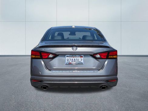 Used 2021 Nissan Altima 2.5 SL FWD image 5