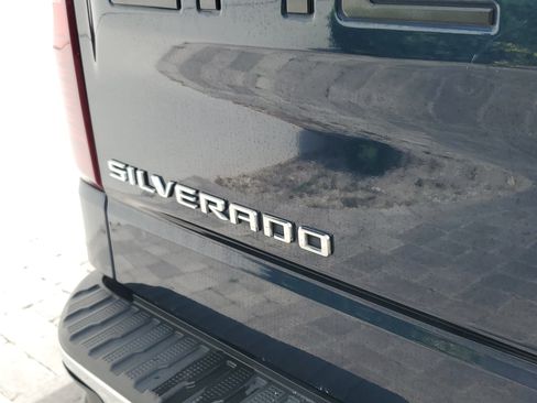 Used 2022 Chevrolet Silverado 1500 LT RWD image 8