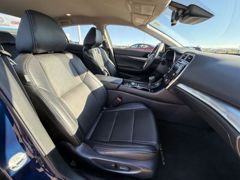 Used 2023 Nissan Maxima SV w/ Floor Mat Group image 24