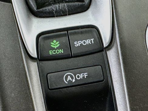 Used 2022 Honda Accord Sport image 13