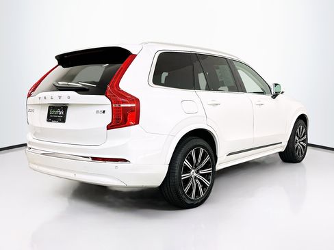 Used 2025 Volvo XC90 B5 Core image 9