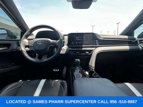 Used 2025 Toyota Camry SE w/ Convenience Package FWD image 11
