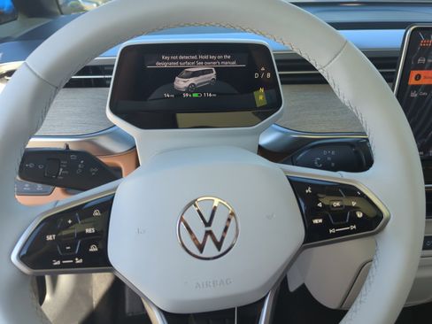 New 2025 Volkswagen ID. Buzz Pro S Plus image 9