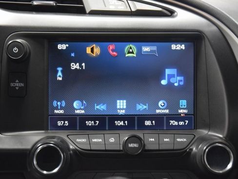 Used 2017 Chevrolet Corvette Stingray Coupe w/ 1LT image 30