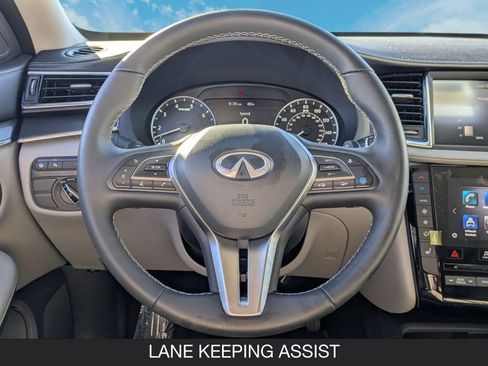 Used 2025 INFINITI QX50 Luxe image 12