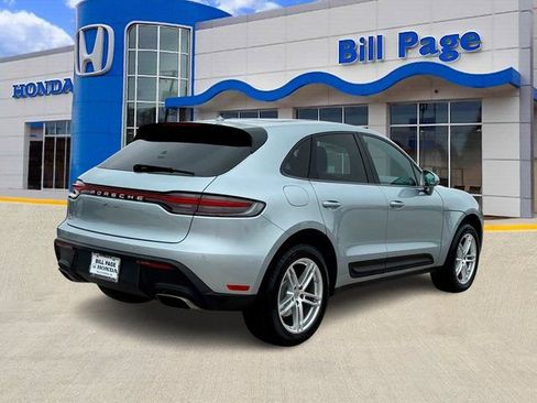 Used 2025 Porsche Macan image 7