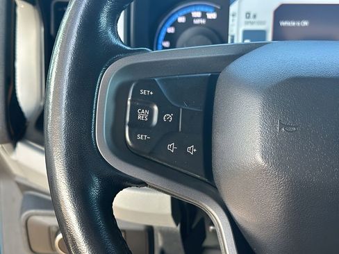 Used 2023 Ford Bronco Badlands image 13