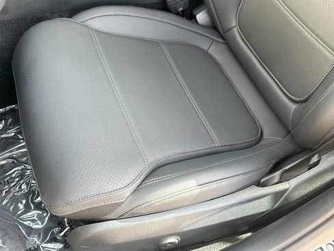 Used 2026 Mercedes-Benz C 300 Sedan image 19