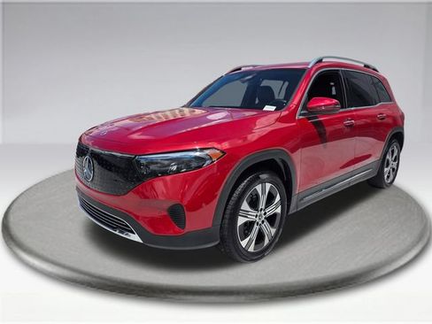 Used 2024 Mercedes-Benz EQB 300 4MATIC w/ Winter Package image 20